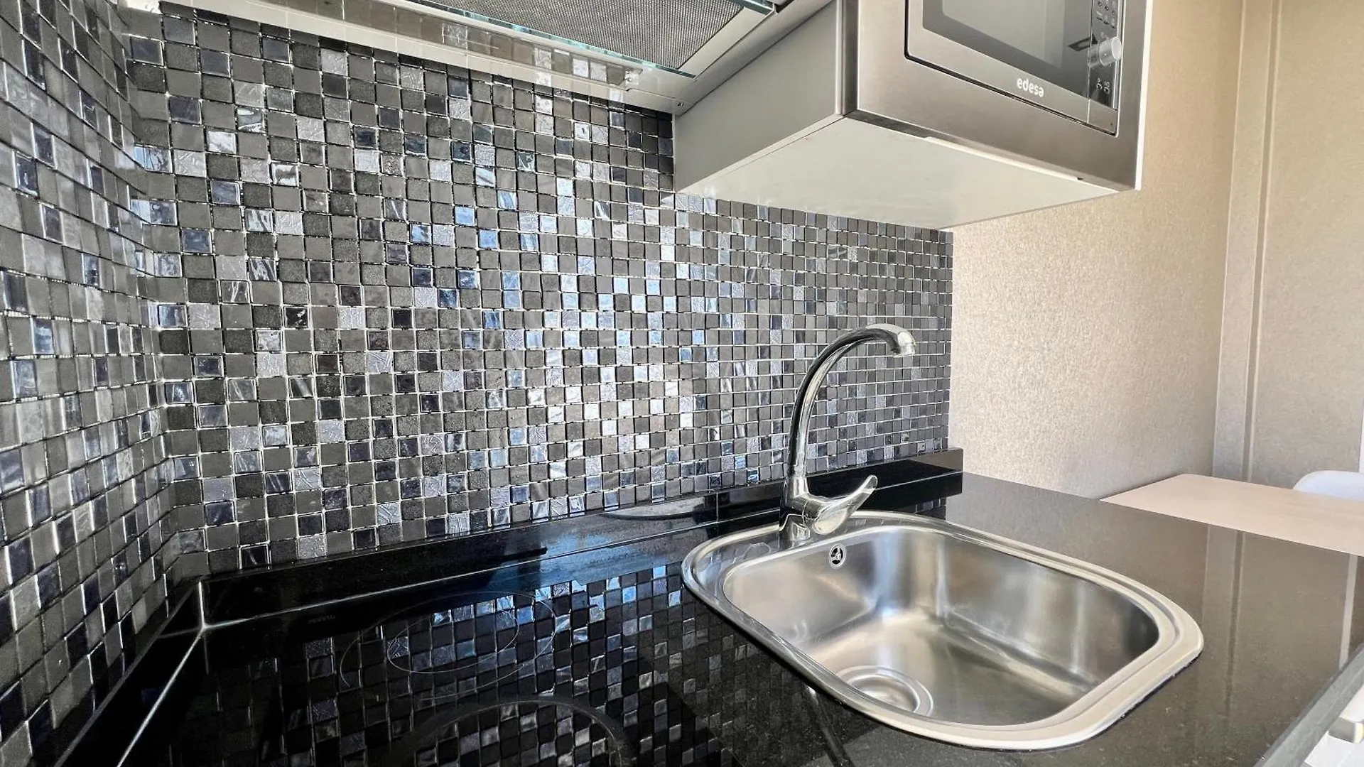 Costa Marbella Star Light Apartment 0*,  Spain