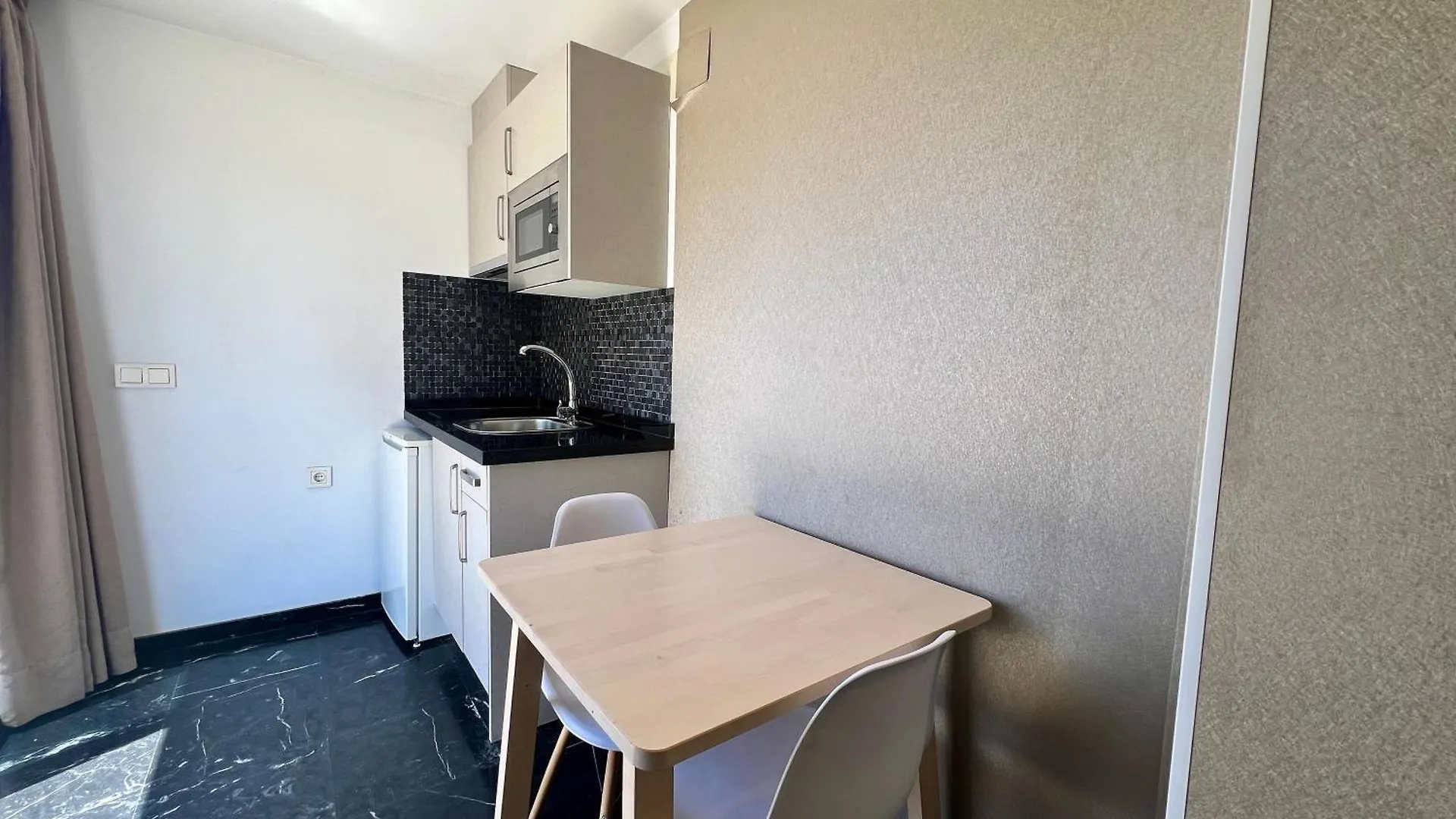 Costa Marbella Star Light Apartment 0*,