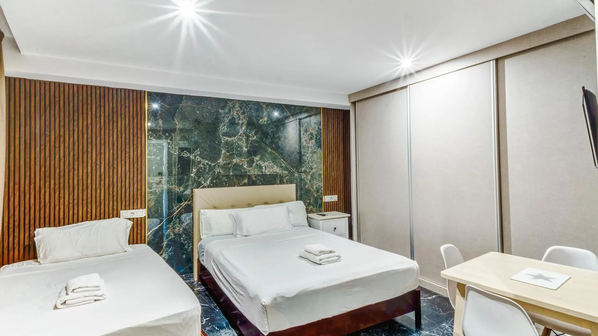 Costa Marbella Star Light Apartamento Espanha
