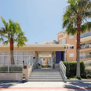 https://linda-cobertura-com-piscina-e-vista-do-mar.santa-catarina-brasil.com