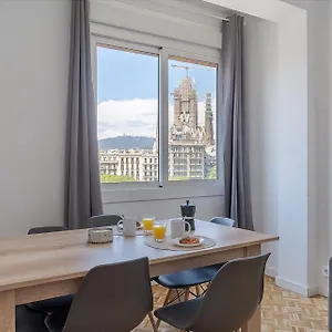 Ab Sagrada Familia Views , Barcelona Hiszpania