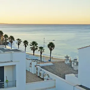 https://apartamento-victor-domingues.hotelaalgarve.com